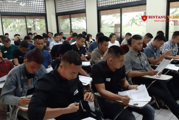 program Pendidikan Bahasa Inggris Polri